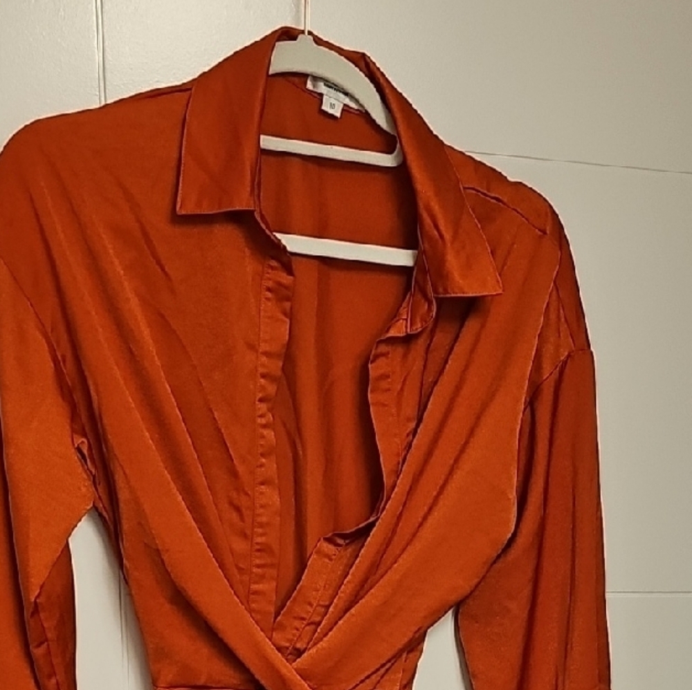 Elegant Orange Wrap Mini Dress - Picture 2 of 4